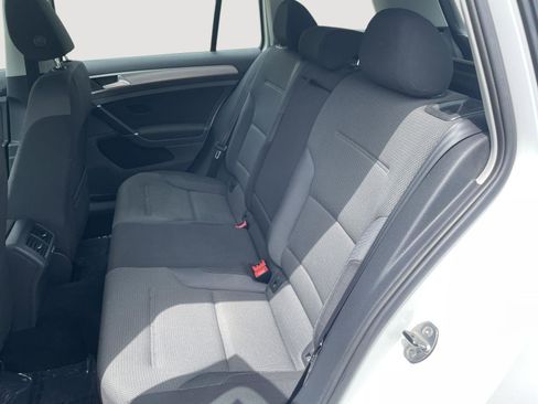 Used 2016 Volkswagen Golf S FWD image 25