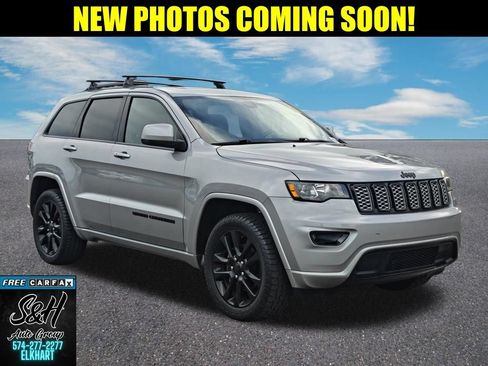 Used 2019 Jeep Grand Cherokee Altitude AWD/4WD image 1