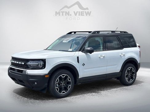 New 2025 Ford Bronco Sport Outer Banks w/ Outer Banks Tech Package+ image 10