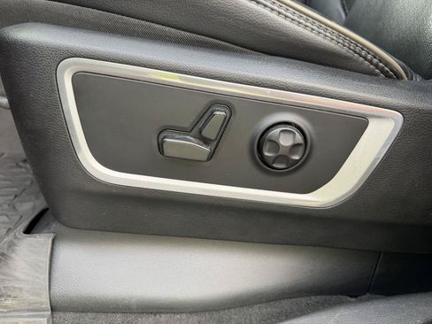 Used 2020 RAM 1500 Laramie AWD/4WD image 26
