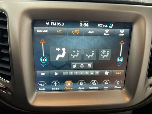 Used 2020 Jeep Compass High Altitude AWD/4WD image 17
