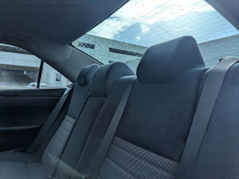 Certified 2017 Toyota Camry LE image 19