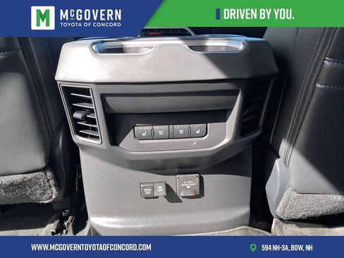 Used 2024 Toyota Tundra Platinum AWD/4WD image 18