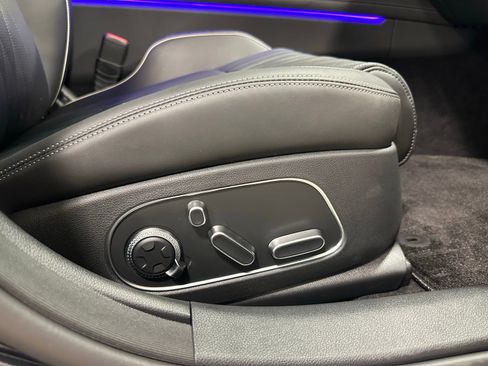 Used 2025 Genesis G90 3.5T AWD/4WD image 71