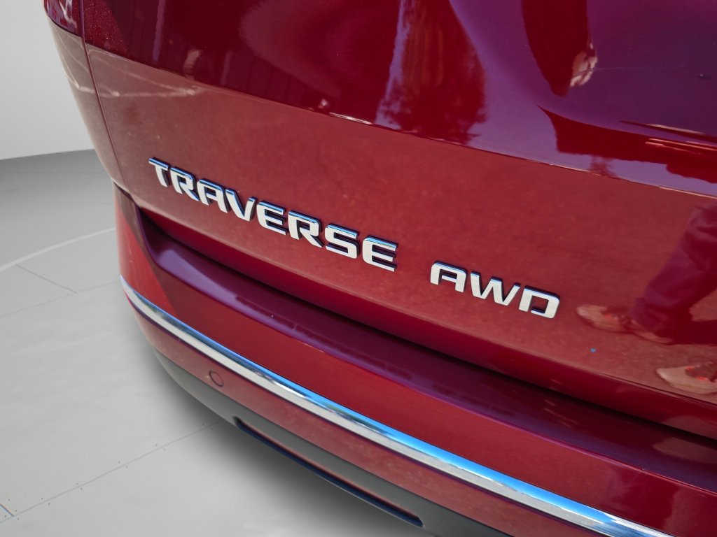 Used 2023 Chevrolet Traverse High Country w/ LPO, 'HIT The Road' Package AWD/4WD image 54
