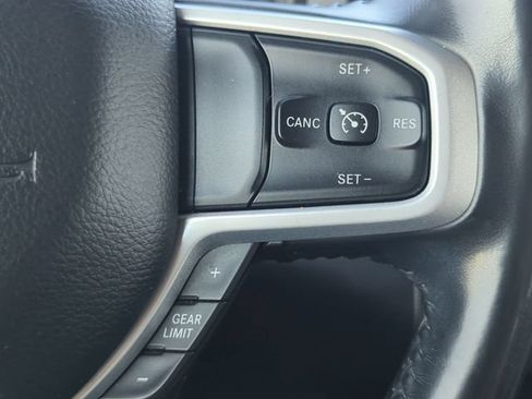 Used 2020 RAM 1500 Big Horn AWD/4WD image 14