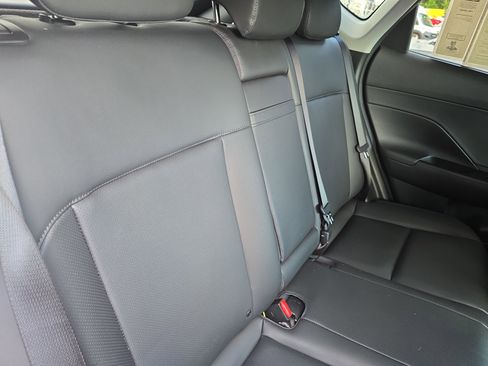 Certified 2024 Hyundai Kona Limited FWD image 11