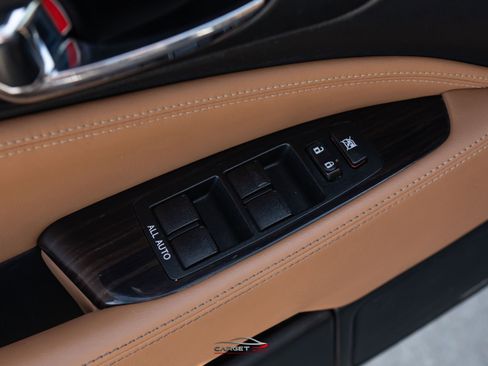 Used 2015 Lexus LS 460 AWD w/ Comfort Package image 37