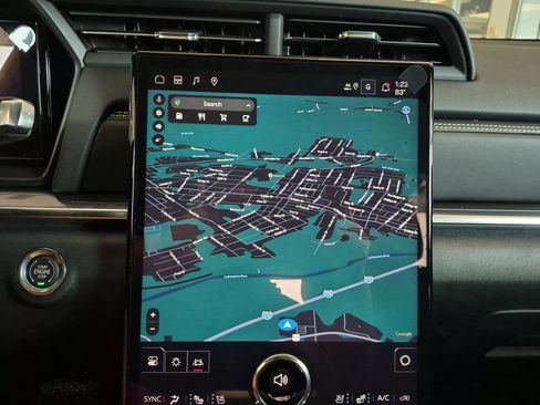 New 2027 GMC Terrain Elevation w/ Elevation Premium Package AWD/4WD image 10