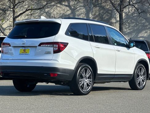 Used 2022 Honda Pilot Sport image 4