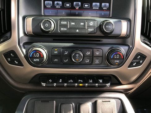 Used 2016 GMC Sierra 2500 Denali w/ Duramax Plus Package image 30