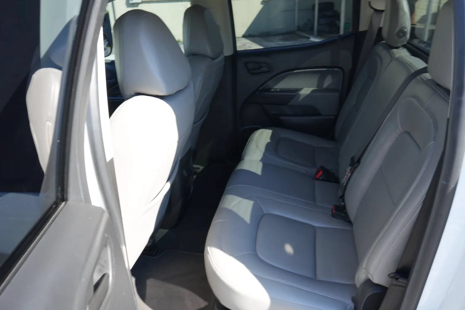 Used 2019 Chevrolet Colorado W/T RWD image 20