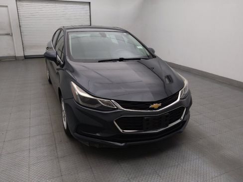 Used 2017 Chevrolet Cruze LT w/ Sun And Sound Package FWD image 14