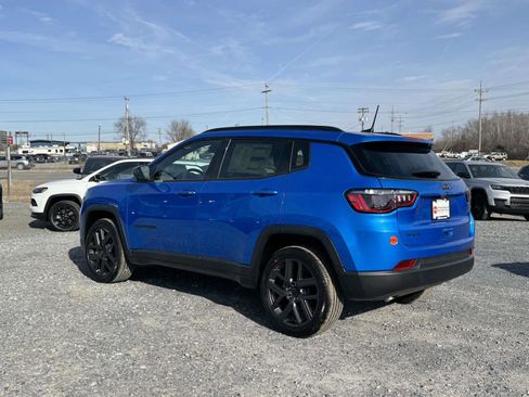 New 2026 Jeep Compass Latitude AWD/4WD image 23