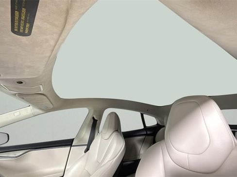 Used 2019 Tesla Model S 100D image 25