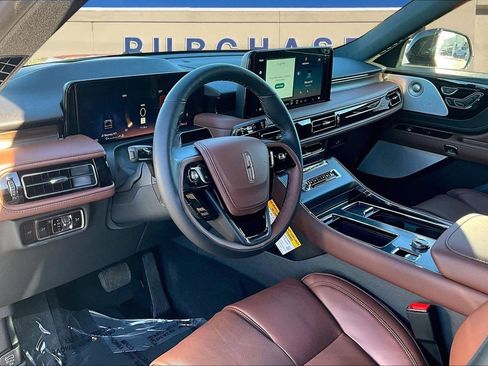New 2026 Lincoln Aviator Reserve image 7