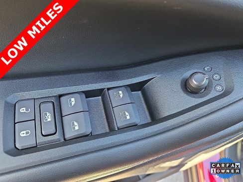 Used 2024 Jeep Grand Cherokee L Altitude image 16