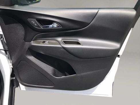 Used 2023 Chevrolet Equinox LT AWD/4WD image 43