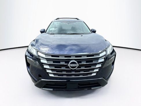 New 2026 Nissan Rogue Platinum AWD/4WD image 2