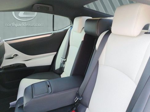 Certified 2023 Lexus ES 350 F Sport w/ Accessory Package (Z2) FWD image 11