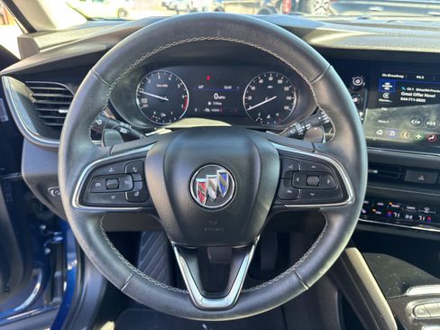 Used 2022 Buick Envision Preferred image 21