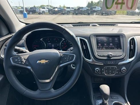 Used 2024 Chevrolet Equinox LT w/ LPO, Floor Liner Package FWD image 9