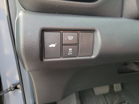 Used 2025 Honda Pilot TrailSport image 29