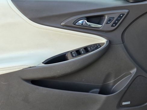 Used 2024 Chevrolet Malibu LT image 11