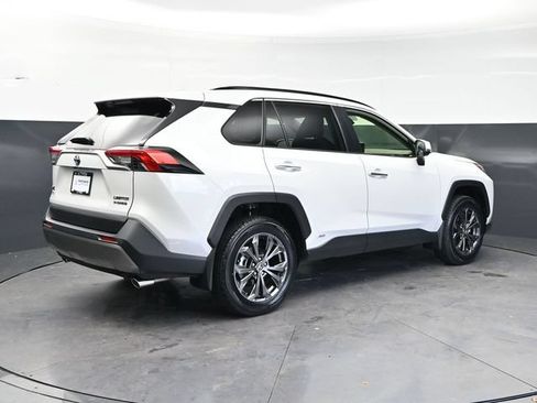 Used 2023 Toyota RAV4 Limited AWD/4WD image 5