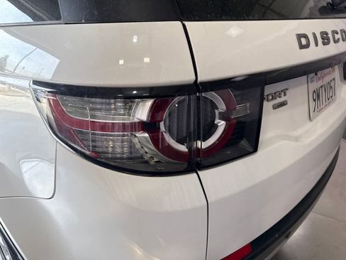 Used 2018 Land Rover Discovery Sport HSE AWD/4WD image 10