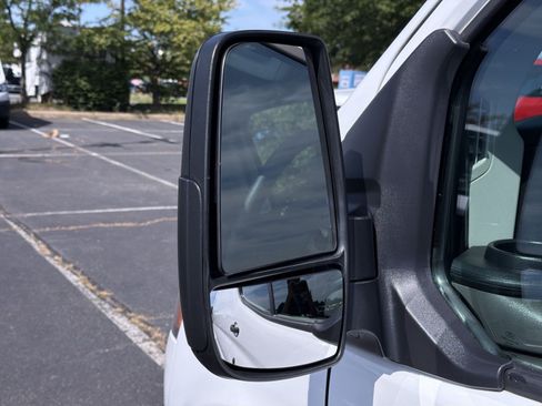 Used 2021 Ford Transit 150 Low Roof RWD image 11