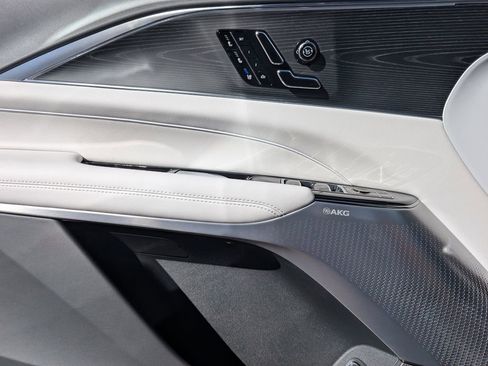 New 2026 Cadillac Lyriq Premium Luxury AWD/4WD image 13