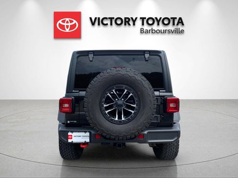 Used 2024 Jeep Wrangler Unlimited Rubicon w/ XTREMEE 35" Tire Package AWD/4WD image 4