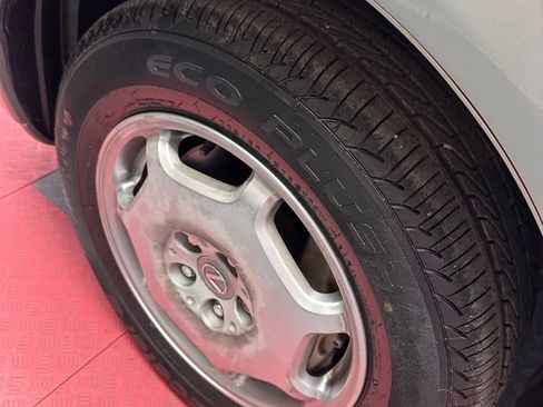 Used 2002 Lexus LS 430 image 29