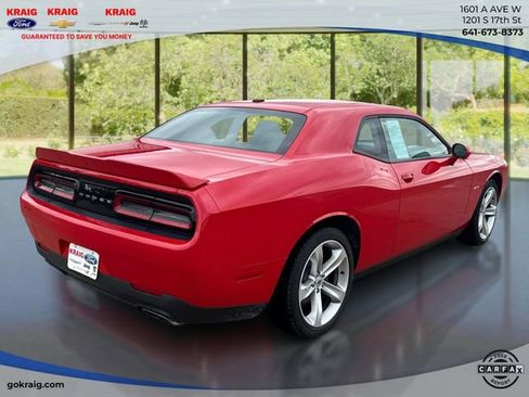 Used 2018 Dodge Challenger R/T w/ Driver Convenience Group RWD image 5