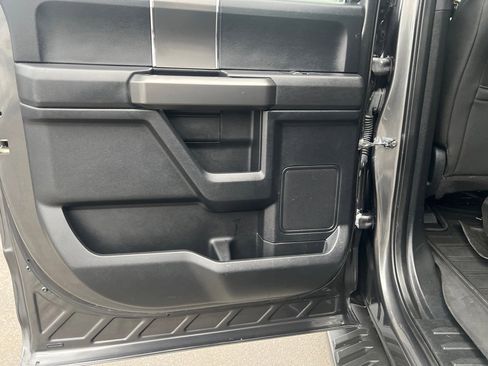 Used 2017 Ford F150 XLT w/ Equipment Group 302A Luxury image 10