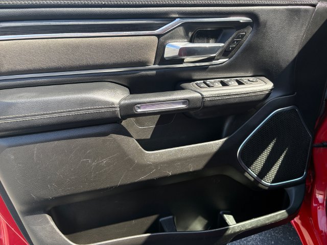 Used 2024 RAM 1500 Laramie AWD/4WD image 13