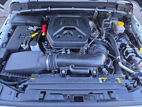 Used 2024 Jeep Wrangler Sport S image 26