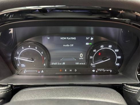 Used 2022 Lincoln Corsair AWD w/ Equipment Group 101A image 16