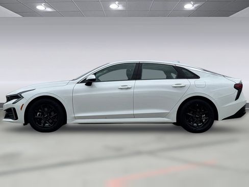 Used 2025 Kia K5 LXS FWD image 2