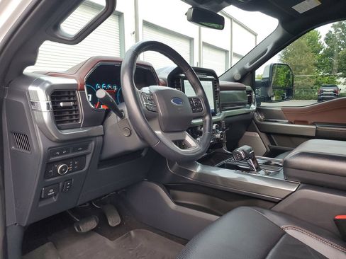 Used 2022 Ford F150 Lariat w/ Equipment Group 502A High AWD/4WD image 20
