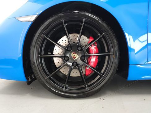 Used 2022 Porsche 718 Cayman GTS RWD image 25
