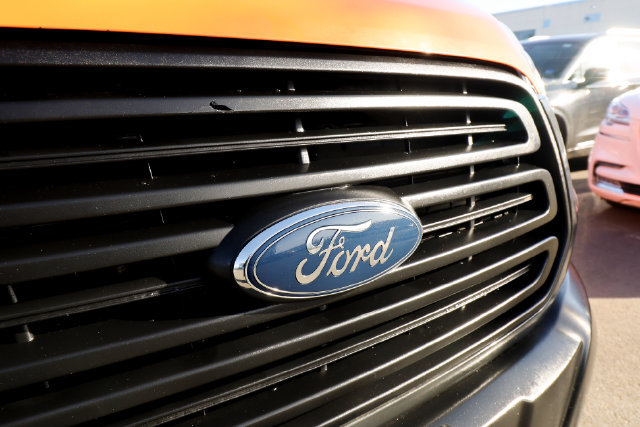 Used 2019 Ford Transit 150 148 Low Roof RWD image 12