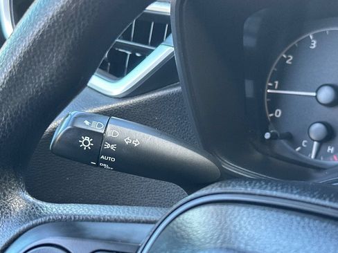 Used 2024 Toyota Corolla LE FWD image 35