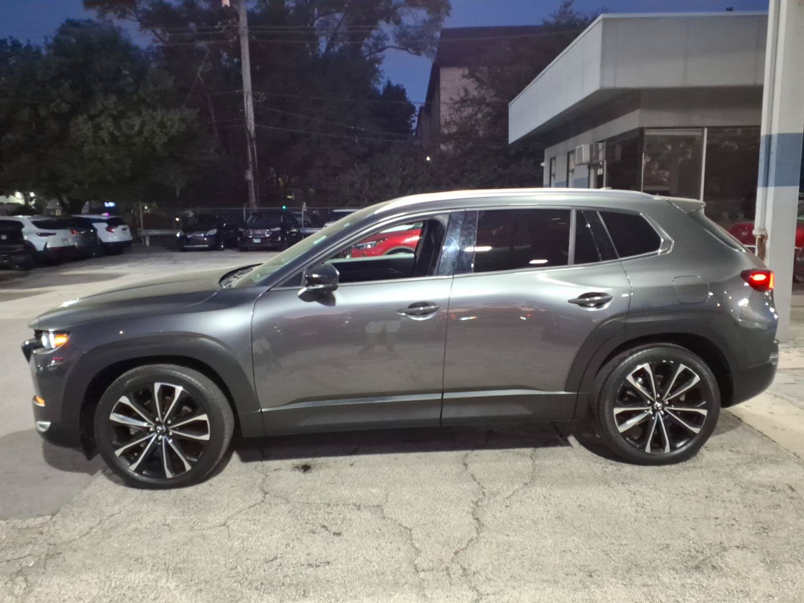 Used 2023 MAZDA CX-50 2.5 Turbo w/ Premium Plus Pkg AWD/4WD image 6