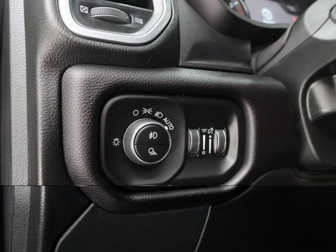 Used 2023 RAM 3500 Laramie AWD/4WD image 43
