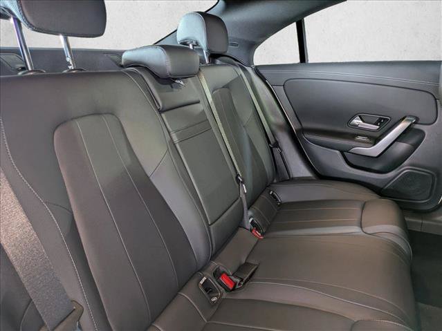Used 2023 Mercedes-Benz CLA 250 image 23
