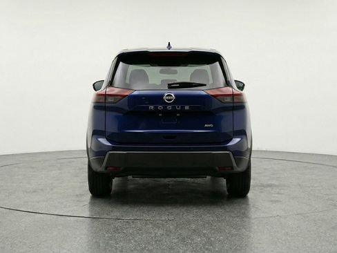 Used 2025 Nissan Rogue SV image 7