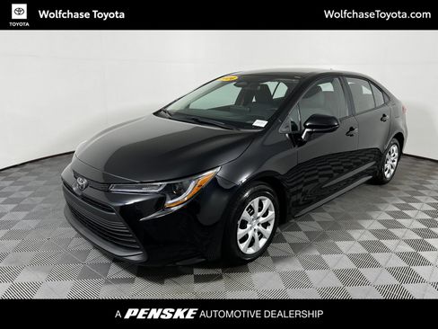 Used 2026 Toyota Corolla LE FWD image 1