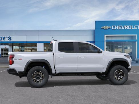 New 2026 Chevrolet Colorado ZR2 w/ Technology Package AWD/4WD image 6